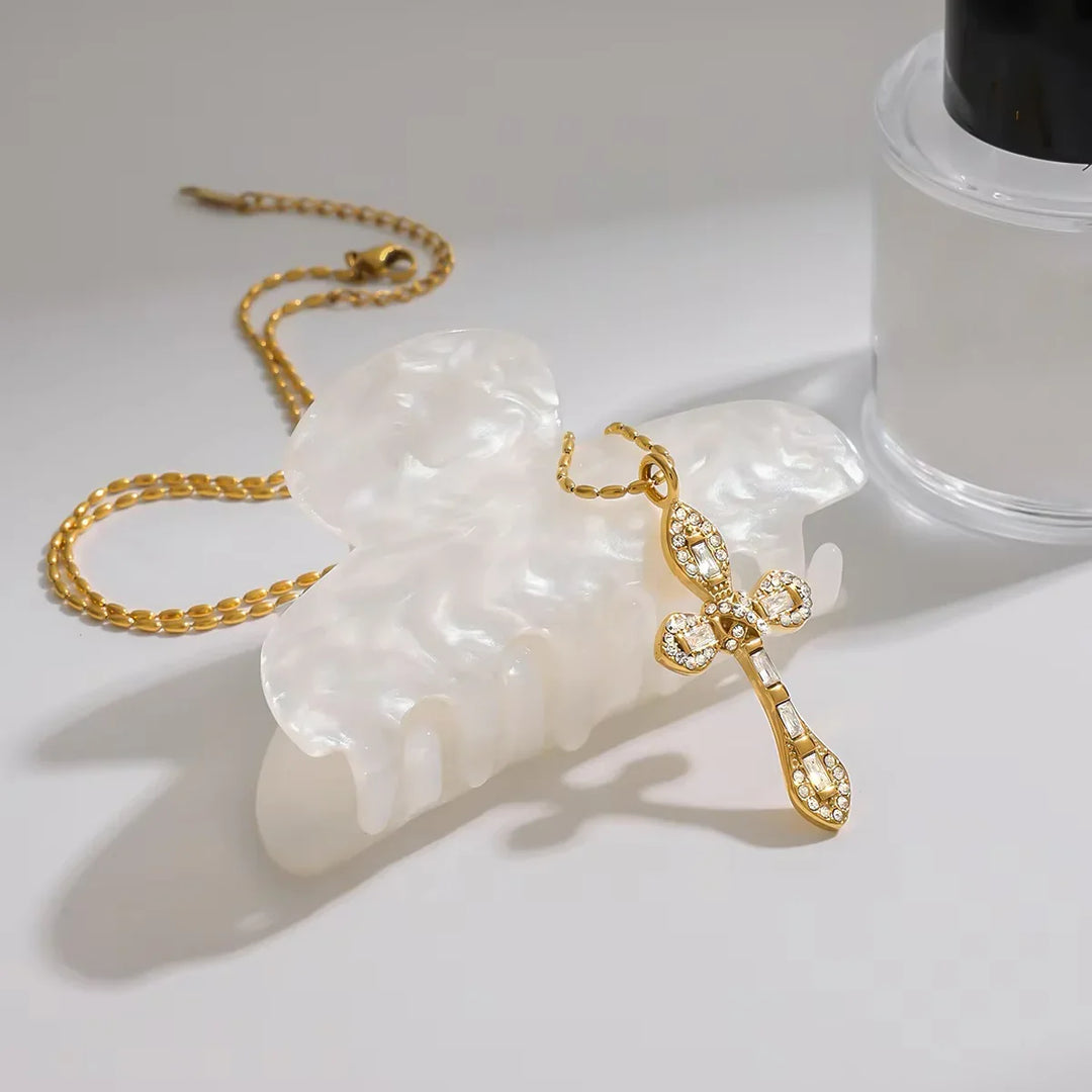 Olea Diamond Crucifix