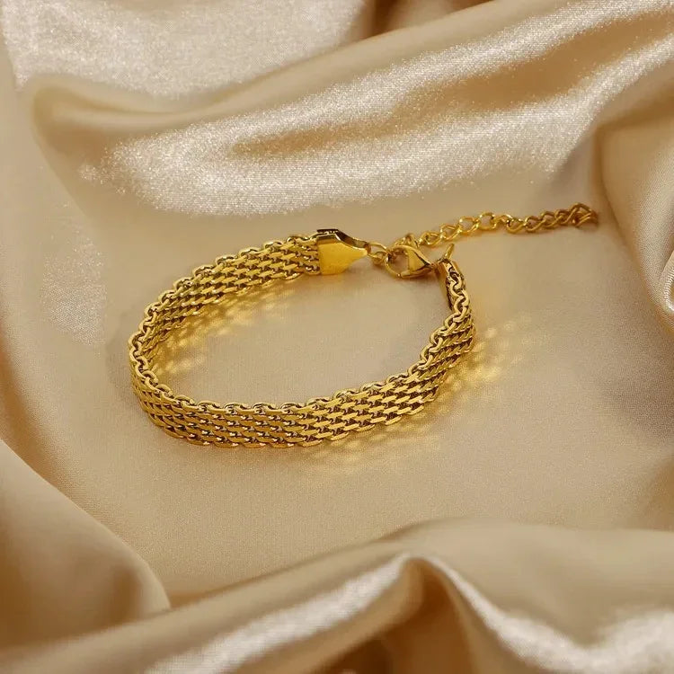 Imara Gold Chain Bracelet Image