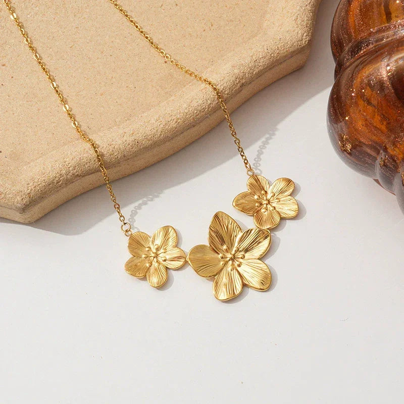 Millie Gold Flower Necklace Image