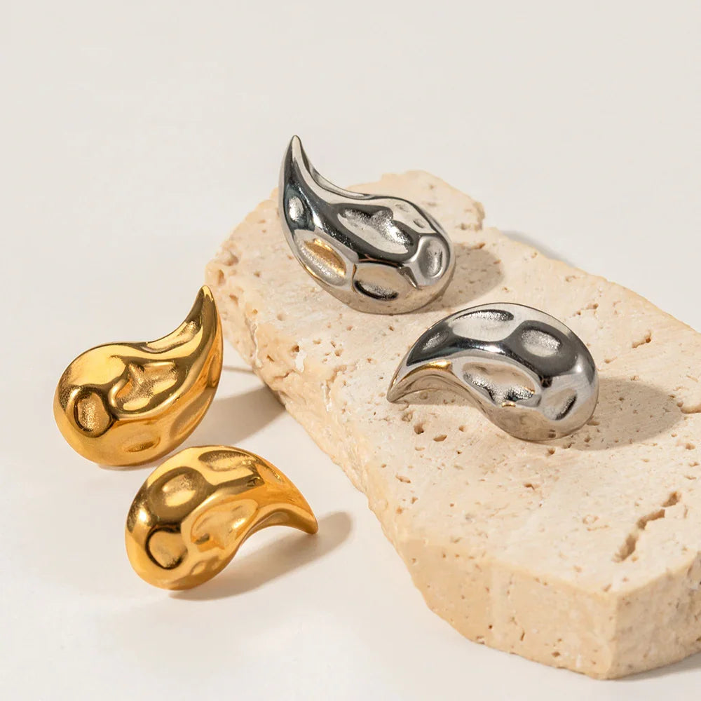 Raven Vintage Teardrop Earrings Image