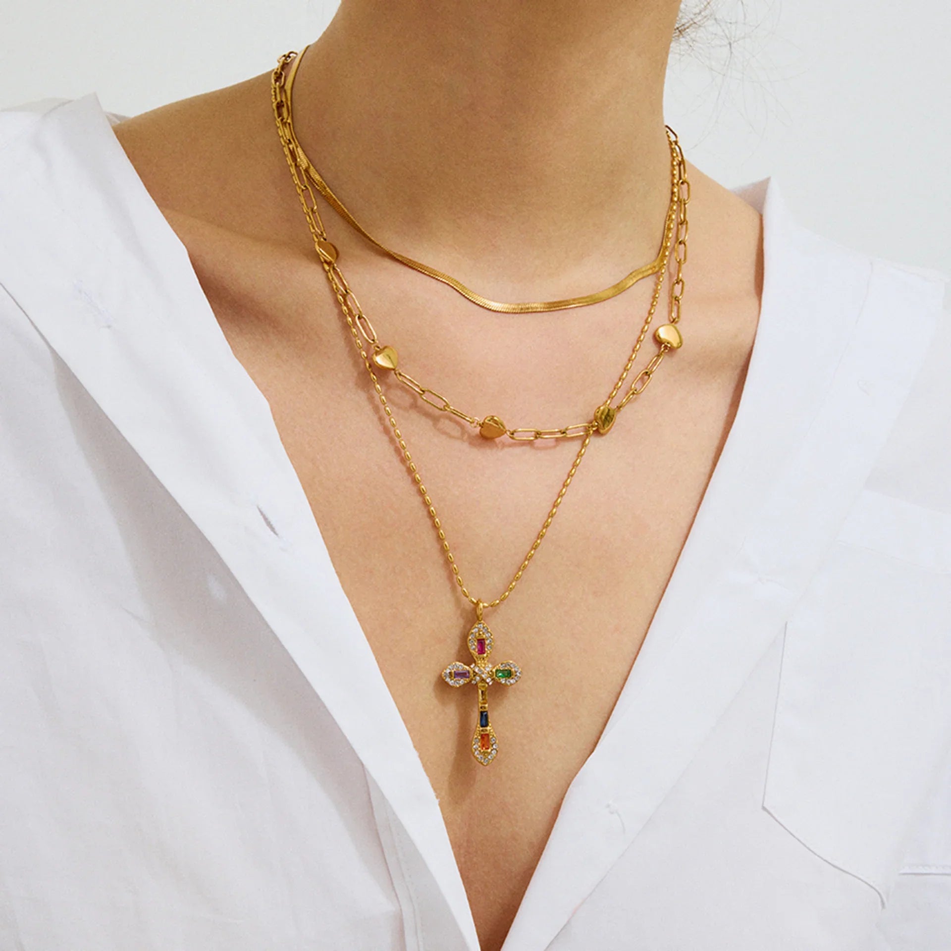Olea Diamond Crucifix Image