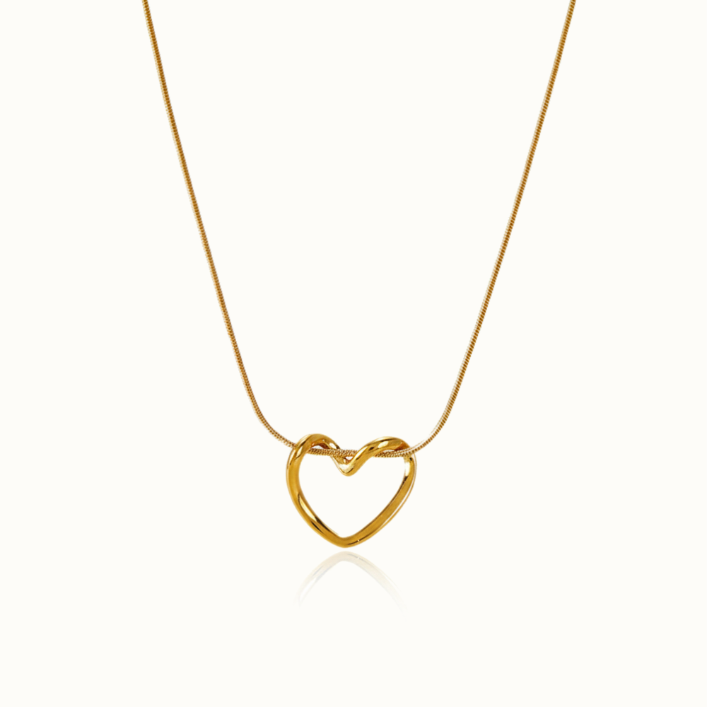 Gold Knot Heart Pendant Image