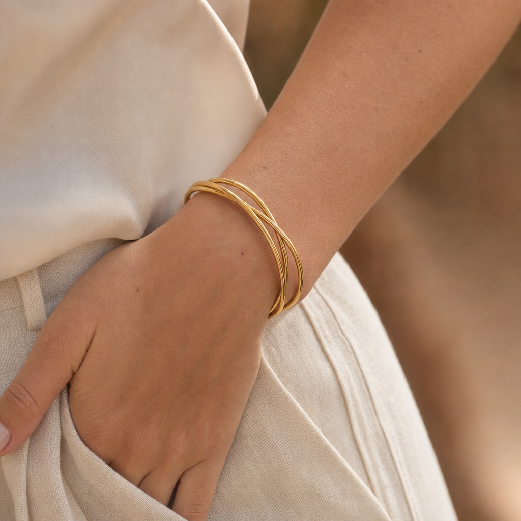 Dolly Gold Bracelet Image