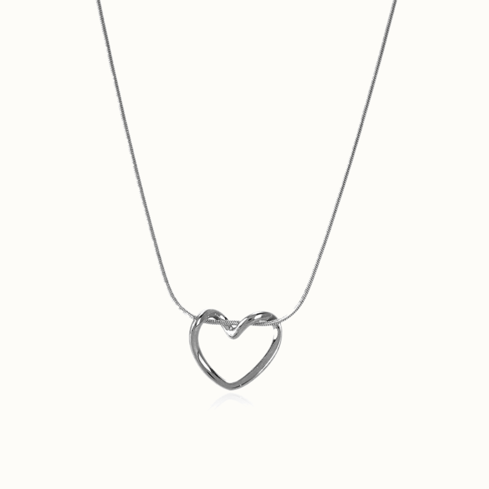 Gold Knot Heart Pendant Image
