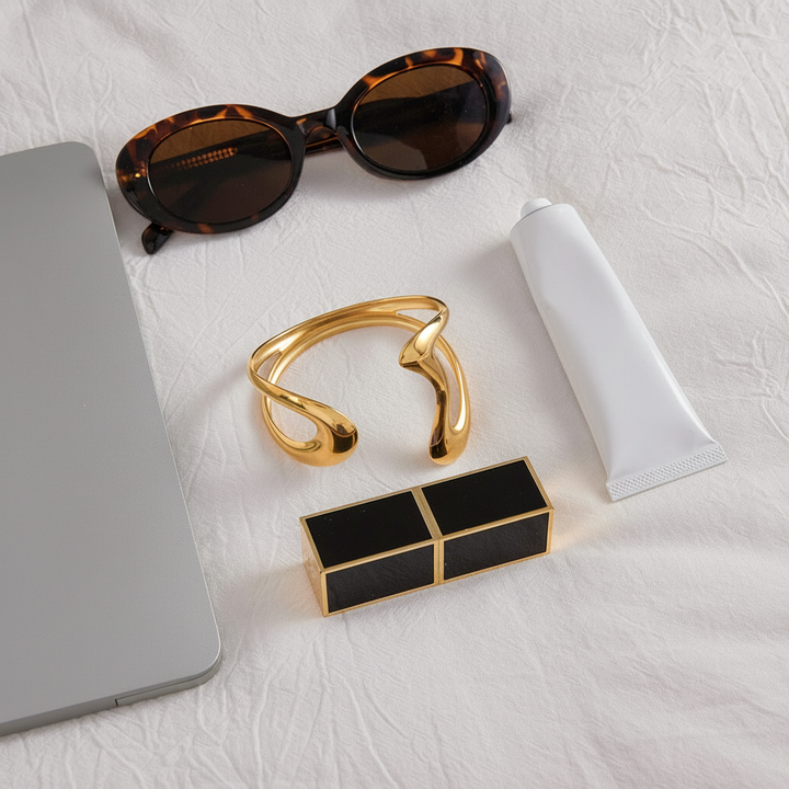 Lulu Sculpted Gold Bangle