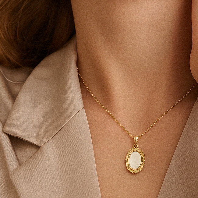Roselle Vintage Mother Of Pearl Pendant Image