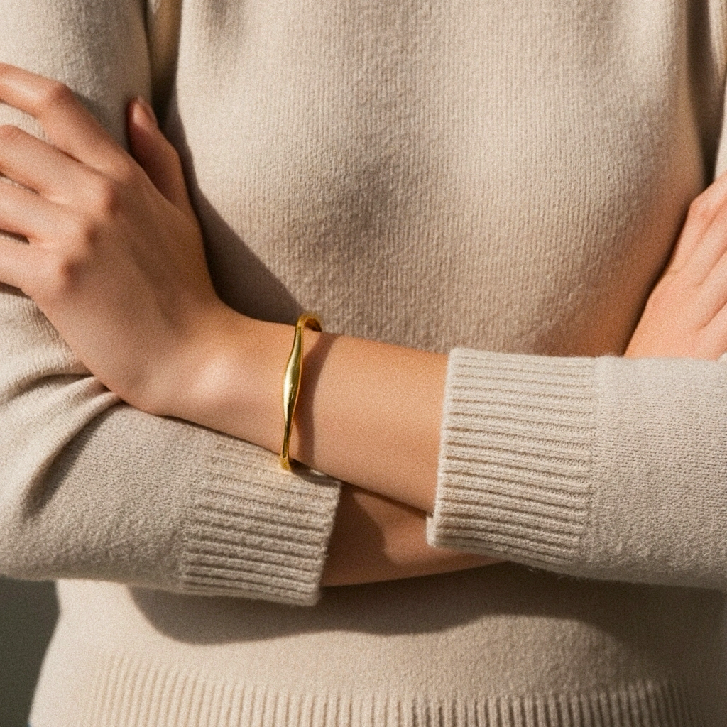 Tiffany Gold Bangle Image