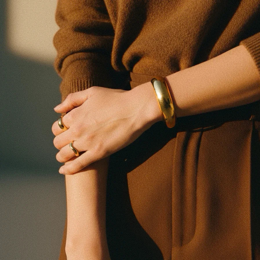 Lunaria Gold Wave Ring Image