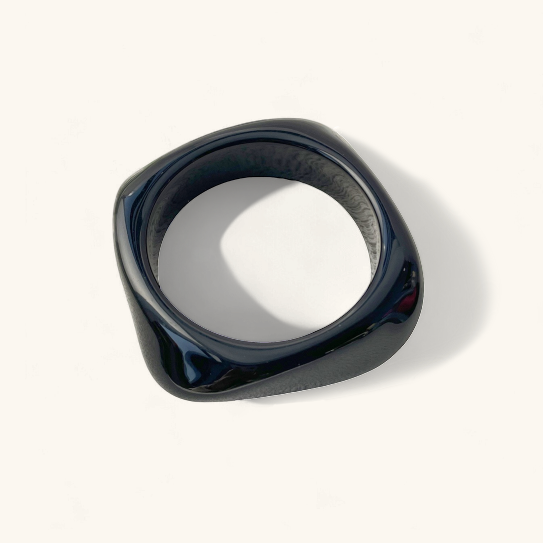 Avaria Acyclic Bangle
