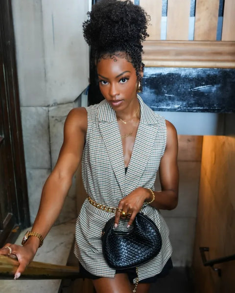 Sarah K. wearing Avaria jewelry