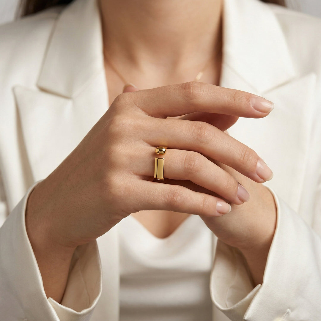 Cadenza Gold Ring