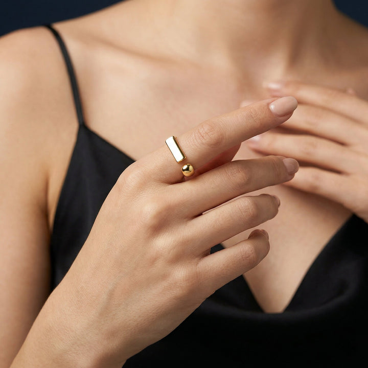 Cadenza Gold Ring