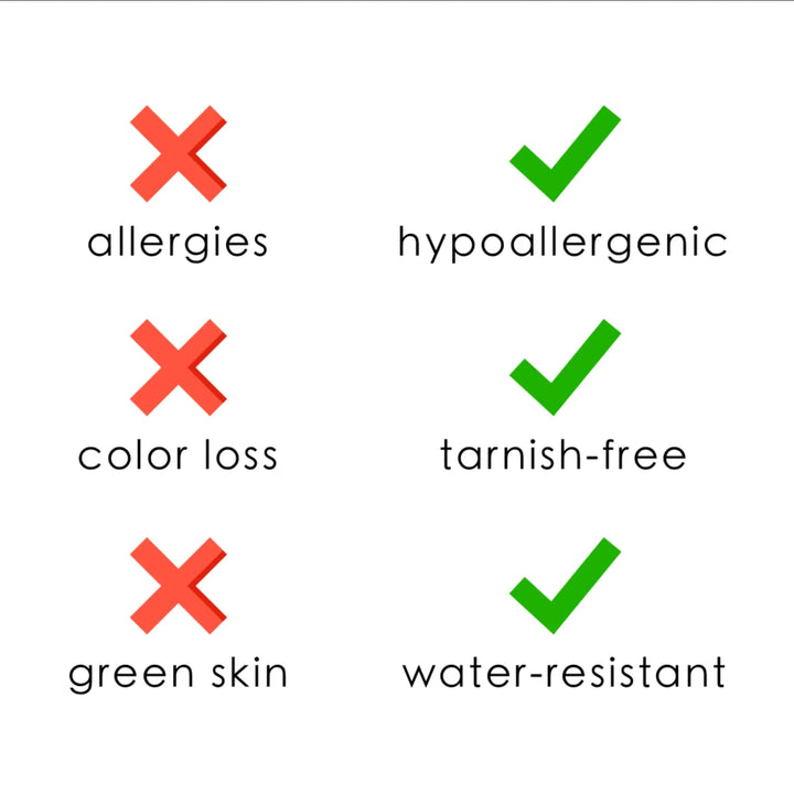 Gold Knot Heart Pendant