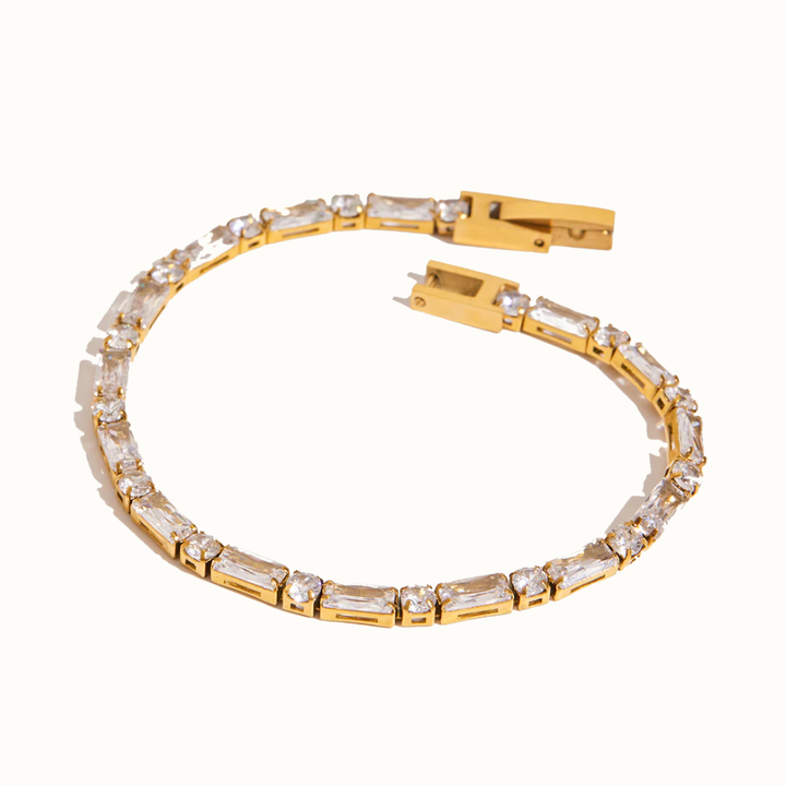 Avaria Essential Diamond Bracelets