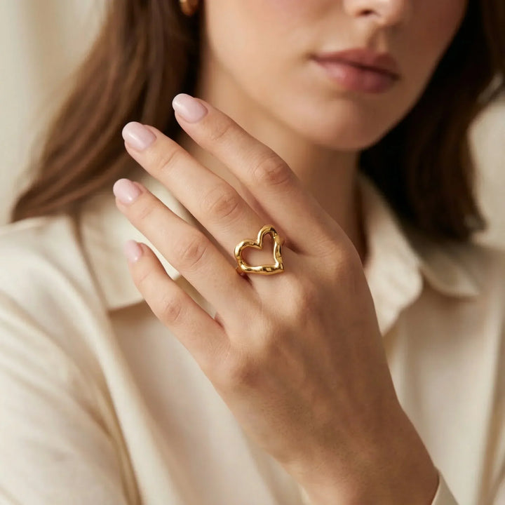 Verity Heart Ring