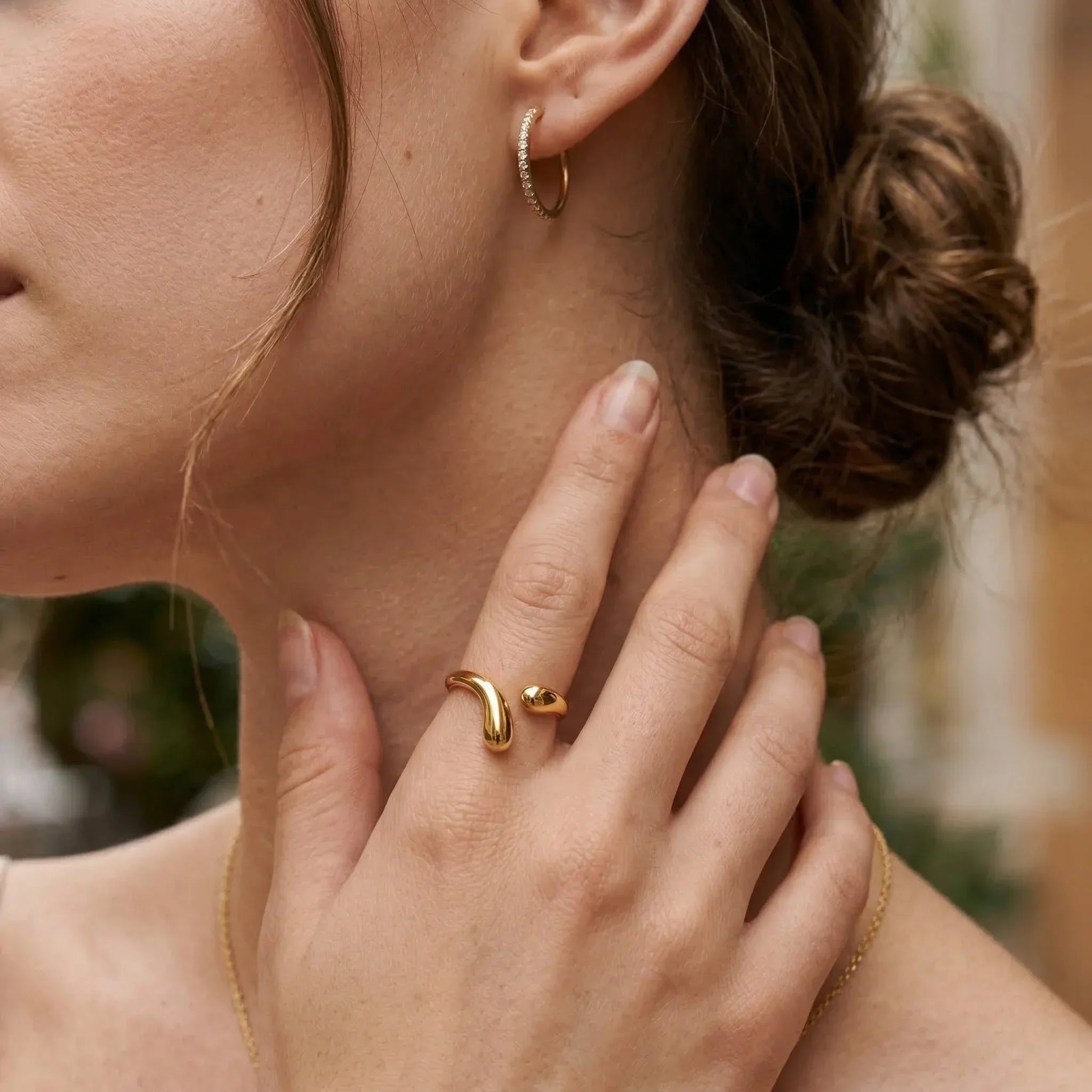 Diane Twisted Band Ring Image