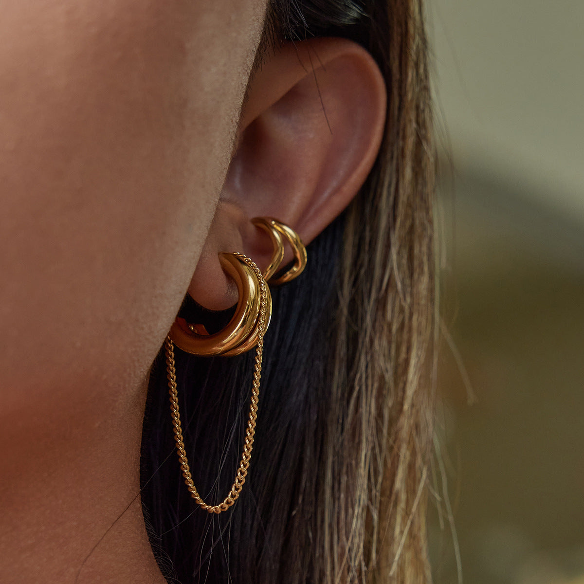 Galilea Link Chain Hoops Image