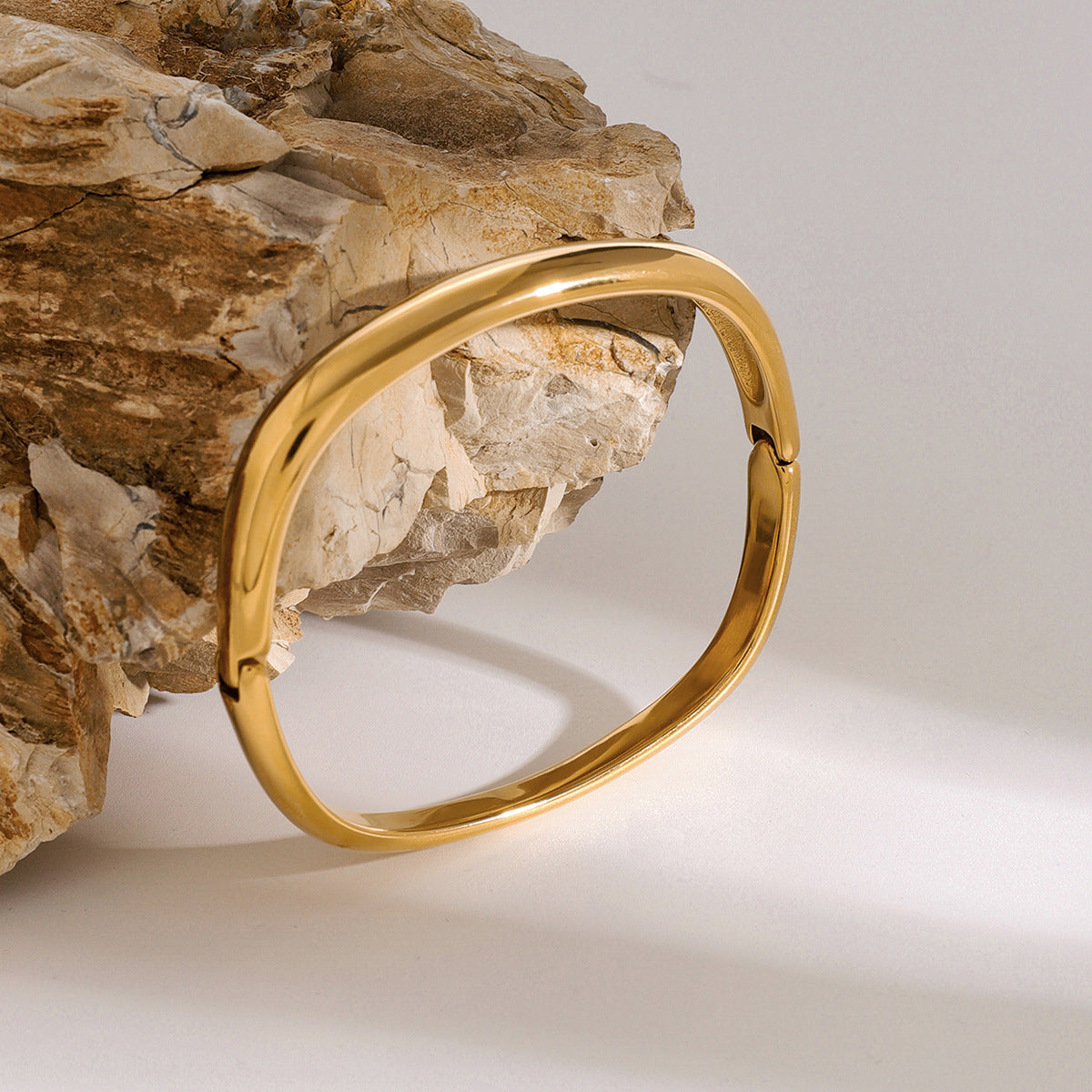 Annelise Gold Bracelet Image