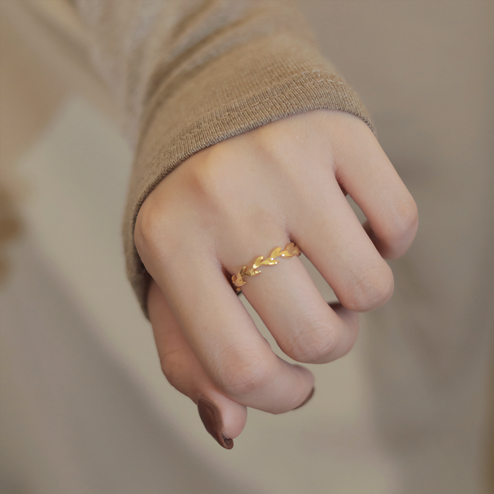 Rhea Golden Vine Ring
