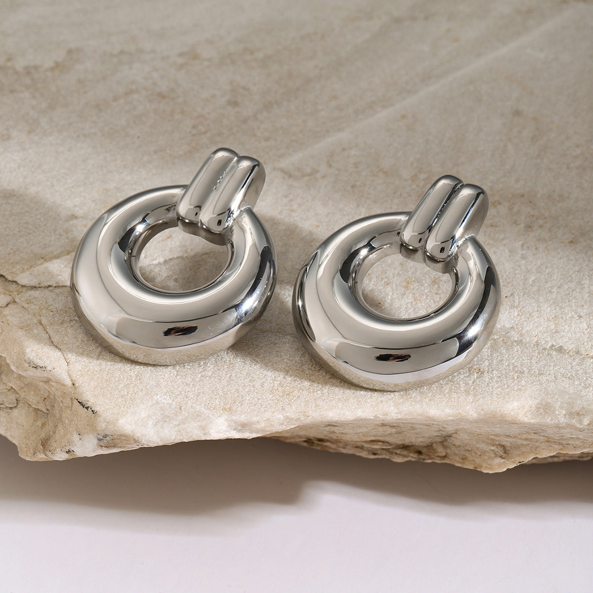 Lillian Silver Earrings Image
