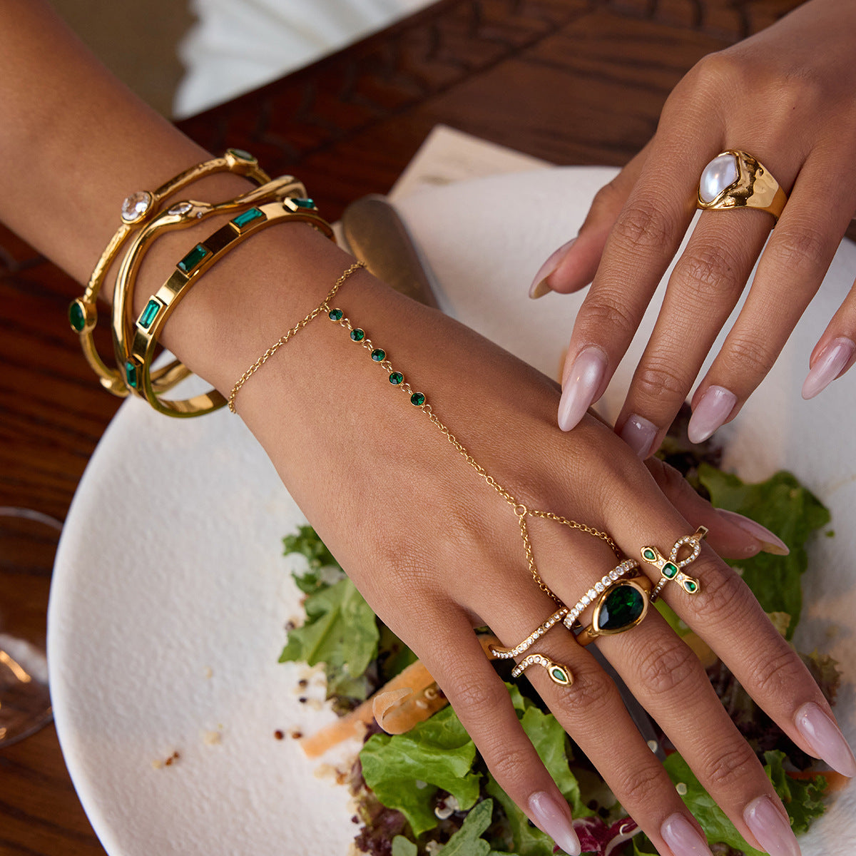 Joy Diamond Knot Gold Ring Image