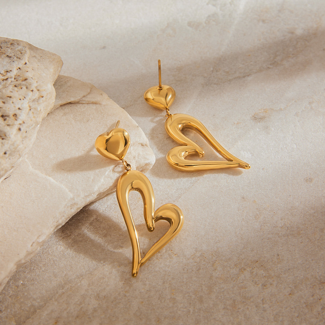 Venus Gold Heart Earrings