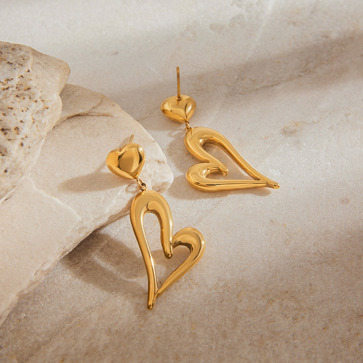 Venus Gold Heart Earrings