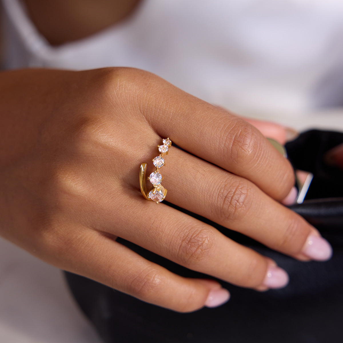 Caelina Diamond Ring Image