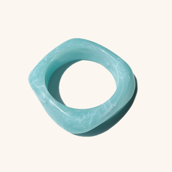 Avaria Acyclic Bangle