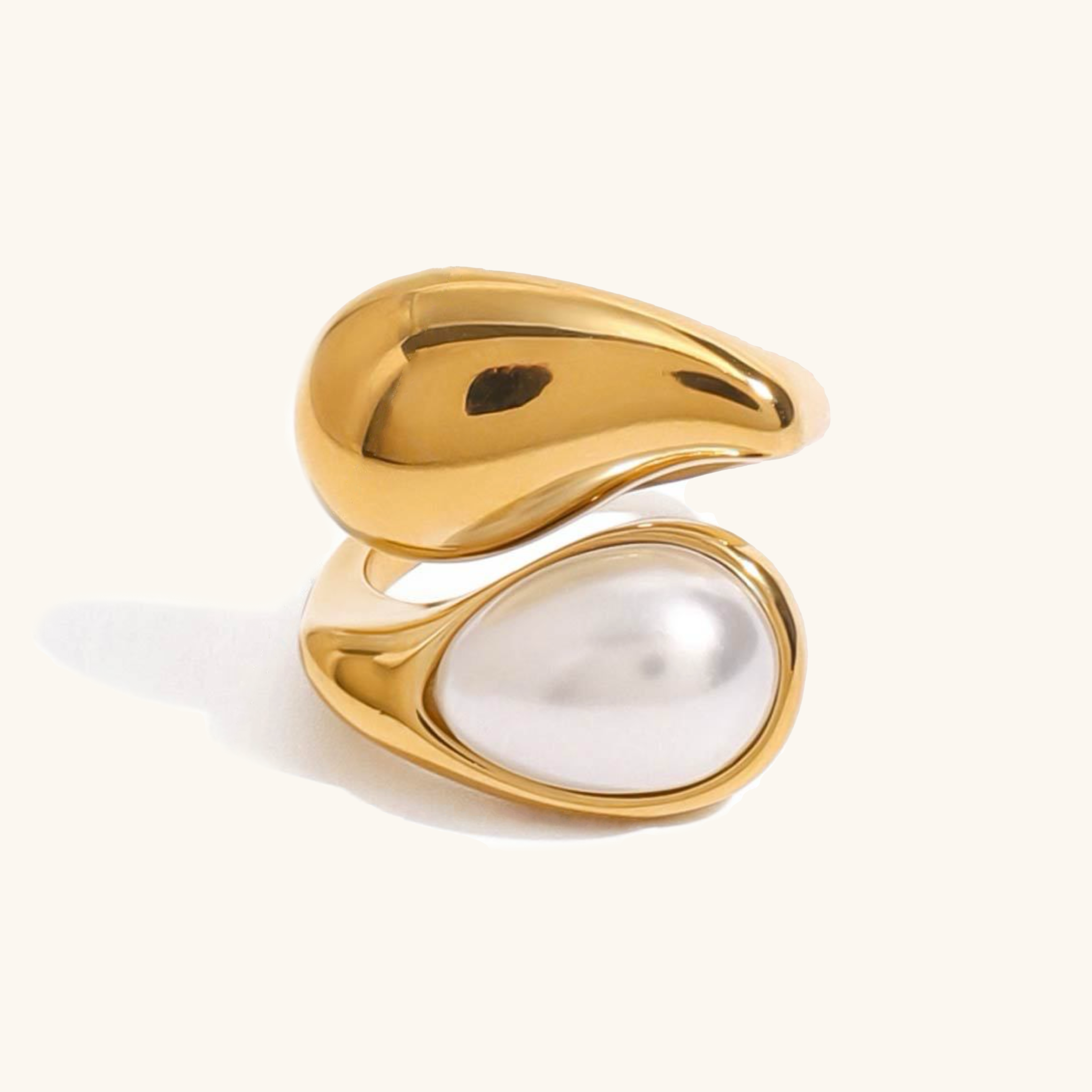 Mara Amber Pearl Ring Image