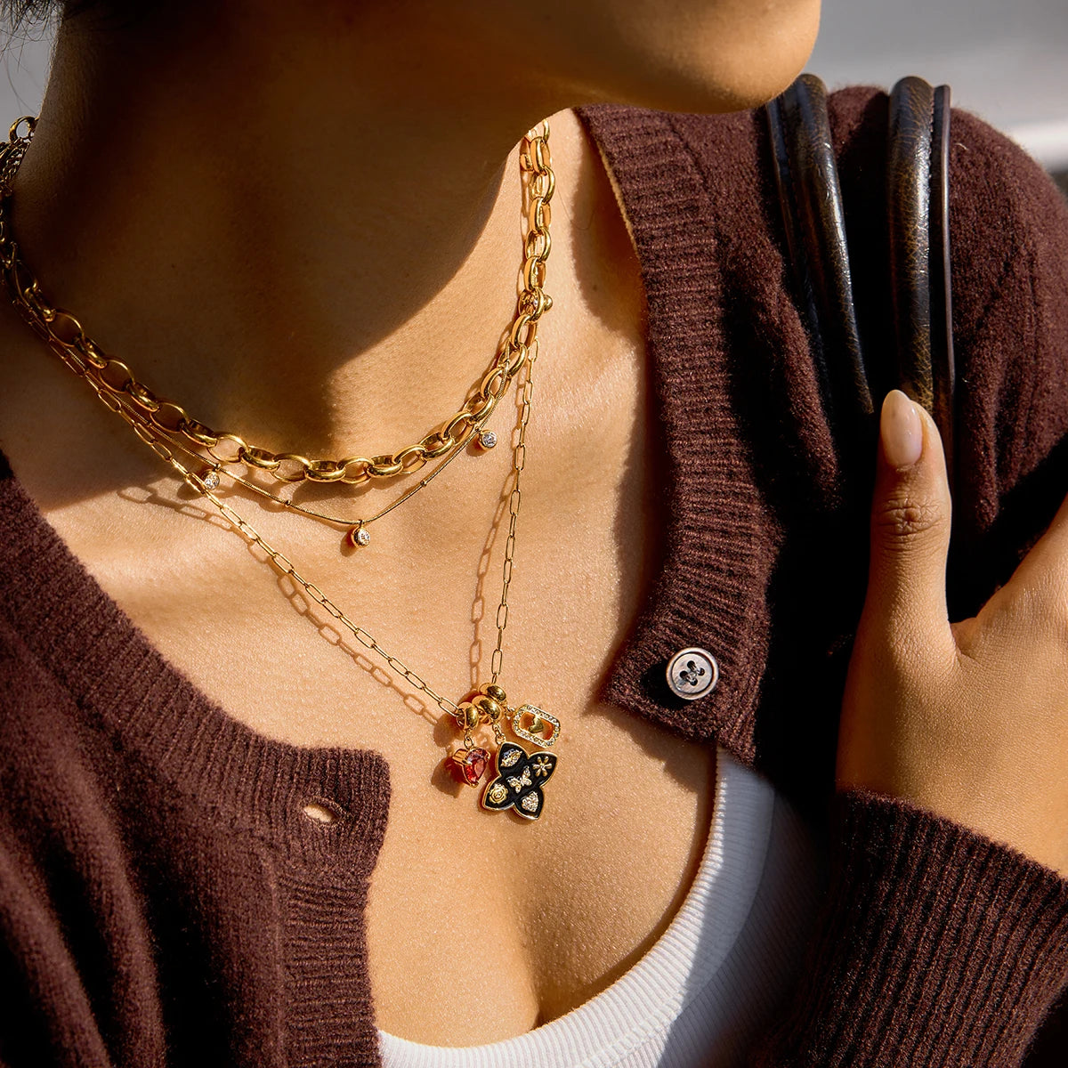 Soline Vintage Charm Necklace Image