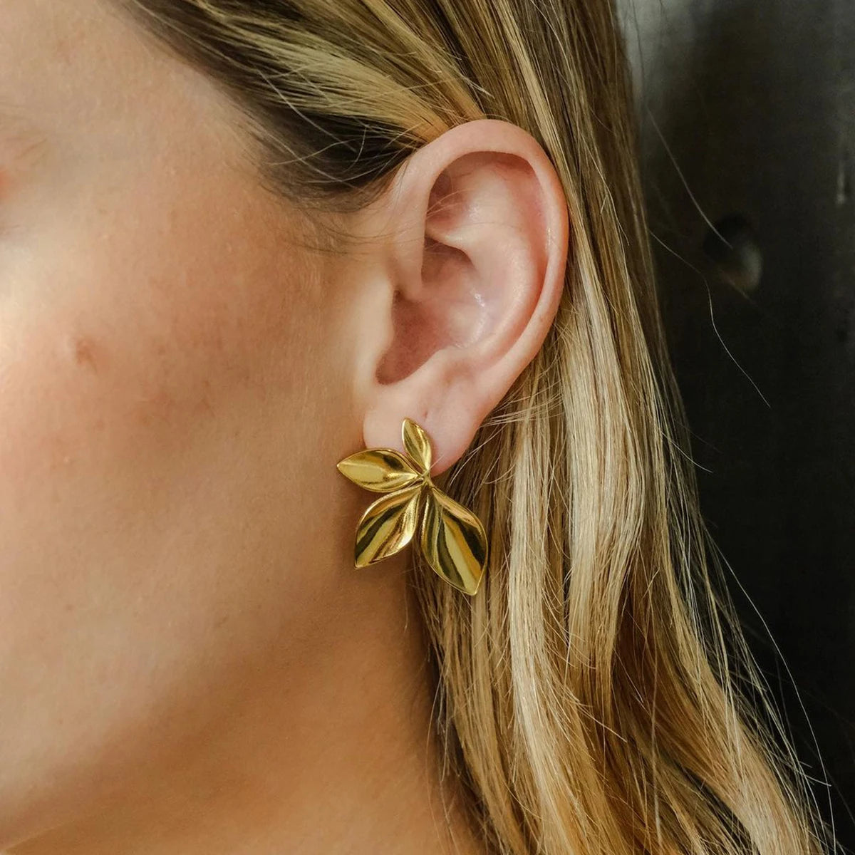 Velle Gold Petal Earrings Image