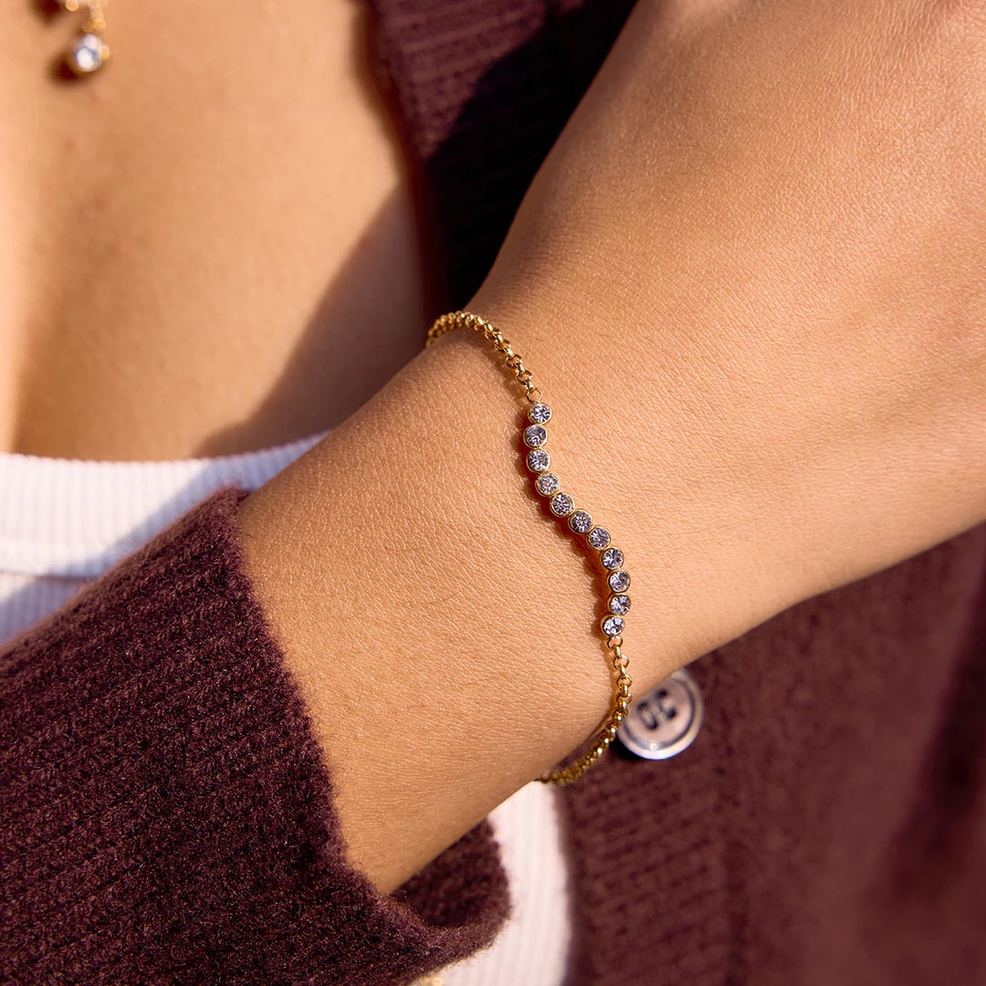 Beau Diamond Gold Bracelet