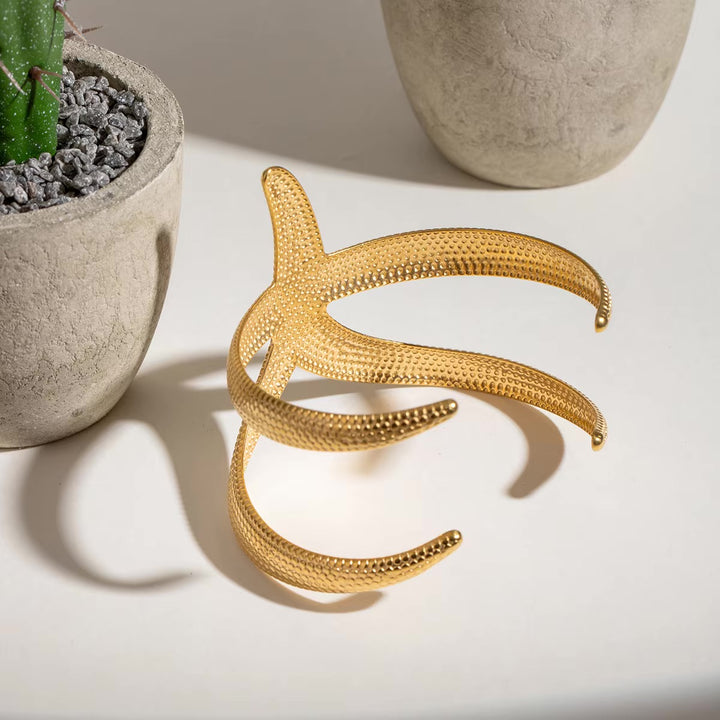 Annika Gold Starfish Cuff