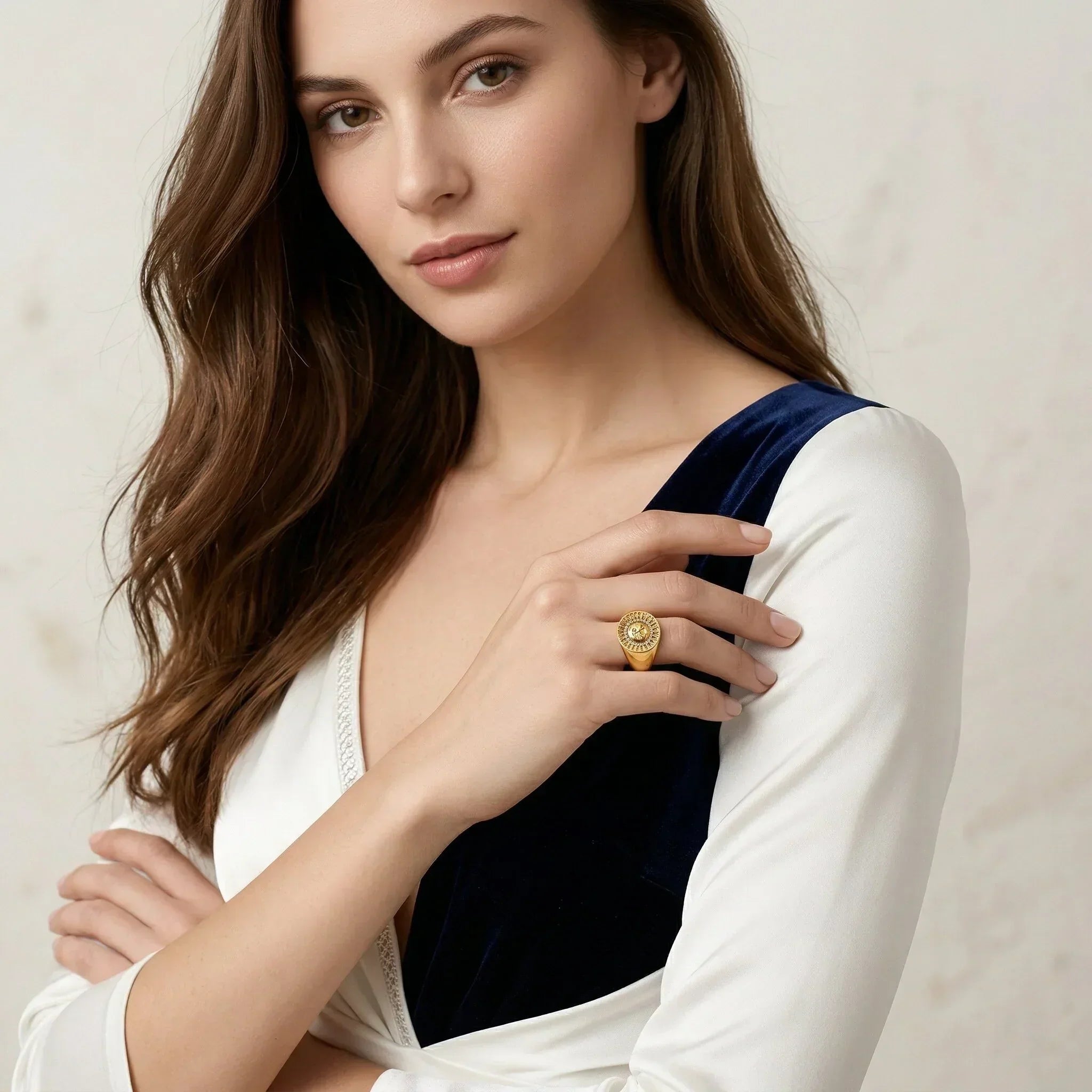 Solari Sunface Gold Ring Image