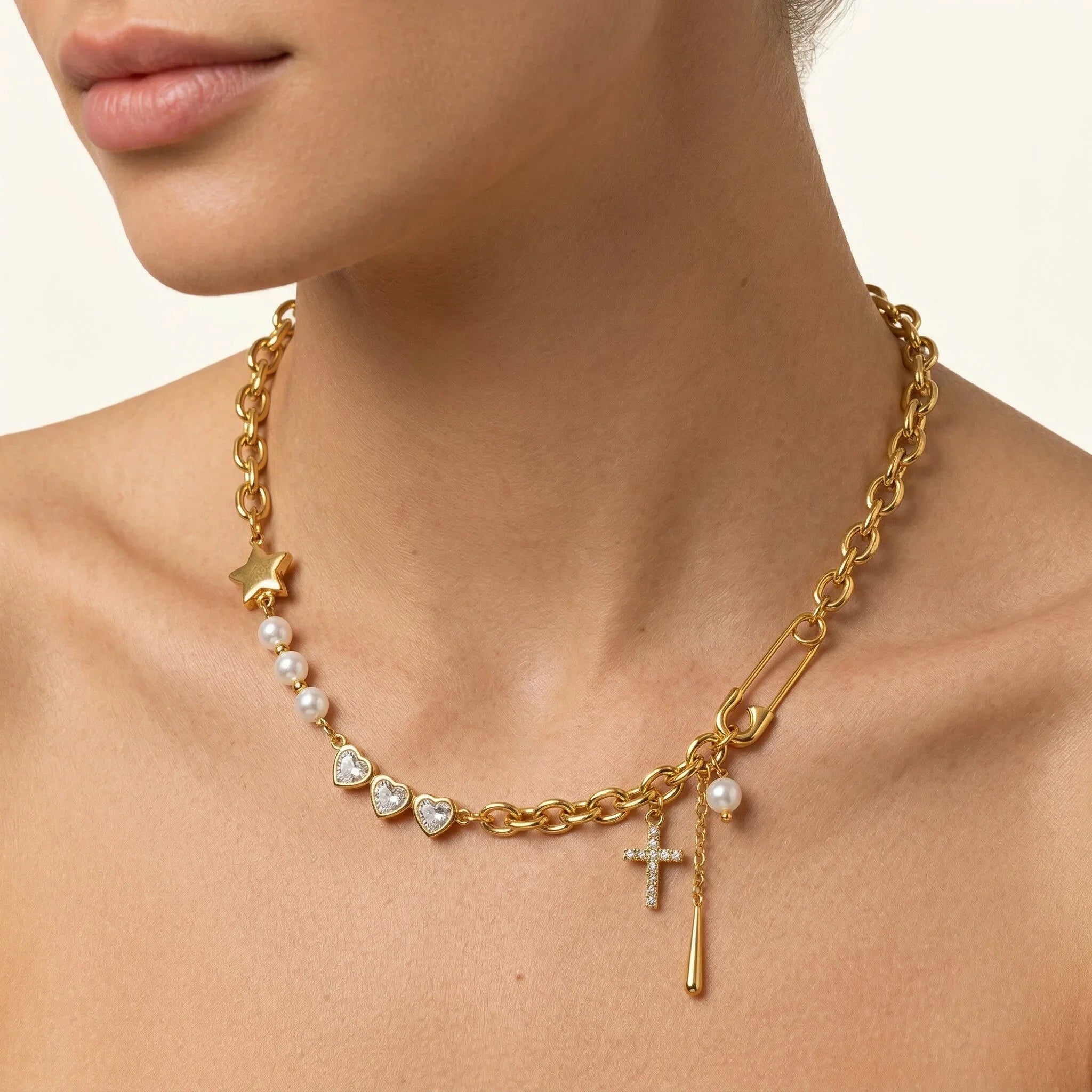 Zeraphine Diamond Pearl Gold Necklace Image