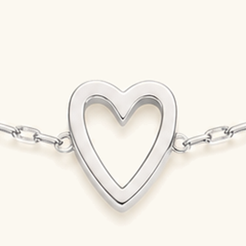Amoura Extra Big Heart Bracelet Image