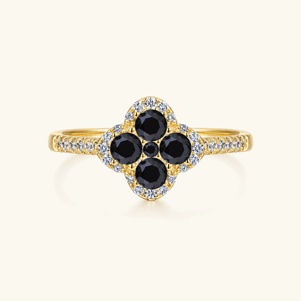 Juliette Clover Diamond Ring Image