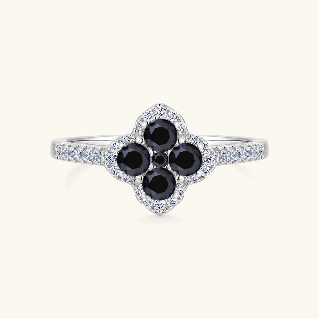 Juliette Clover Diamond Ring Image
