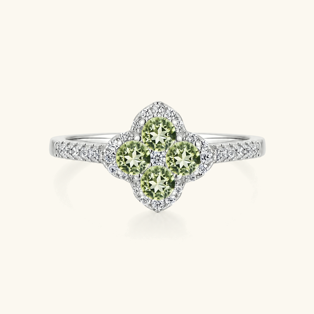 Juliette Clover Diamond Ring Image
